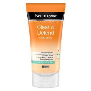 Neutrogena Clear Defend Facial Scrub 150 Ml