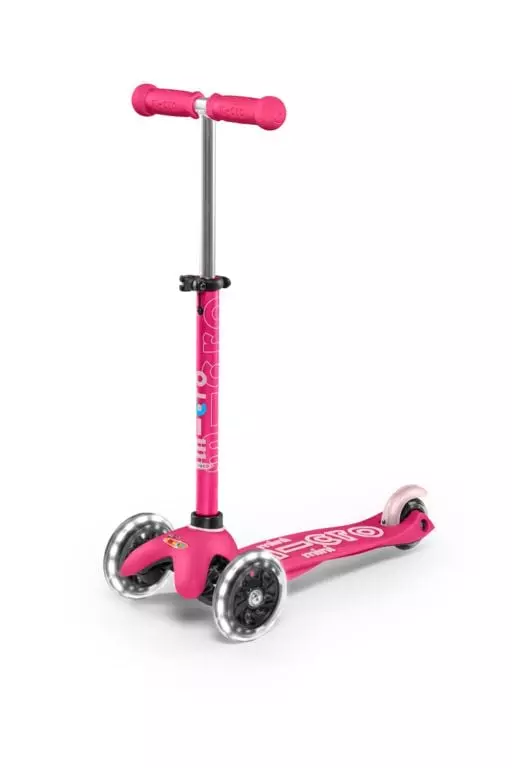 Micro Mini Deluxe Led Scooter Pink