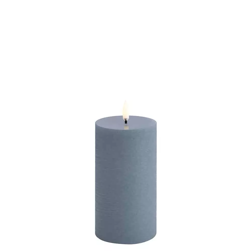 Uyuni Led Pillar Candle Hazy Blue,