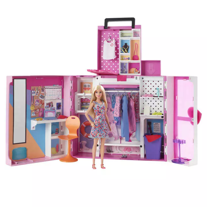 Barbie Dream Closet Dollplayset Hgx57